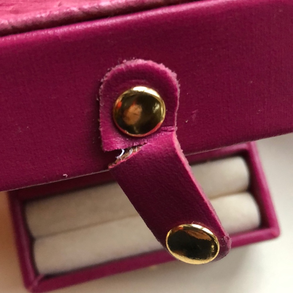 Charlie Lapson Heart Shaped pink Jewelry Box. - Picture 4 of 7